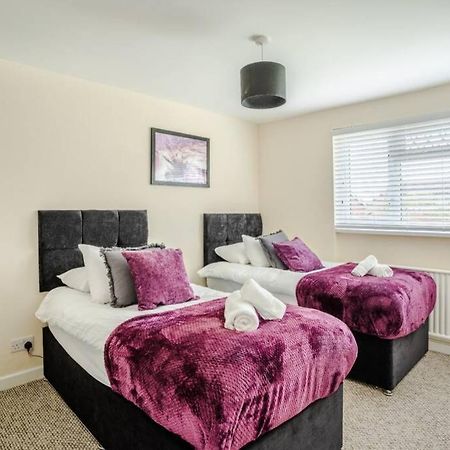 Off Road Parking, Smart Tv In Each Room! Суонси Экстерьер фото
